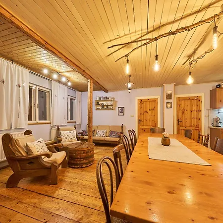 Horska U Hancilu Chalet Pec pod Snezkou